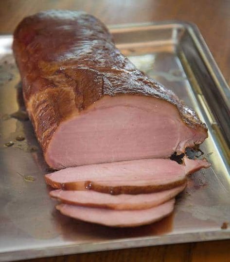 Pork Temp, Canadian Bacon Recipes, Deli Meat Recipes, Irish Bacon, Cured Meat Recipes, Egg Bbq, Peameal Bacon, Smoked Recipes, Smoked Pork Loin