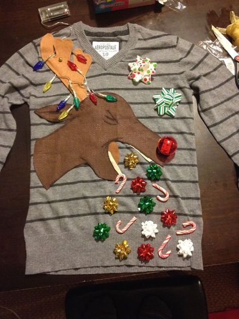 Diy Christmas Sweater, Diy Ugly Christmas Sweater, Tacky Christmas Sweater, Reindeer Sweater, Ugly Xmas Sweater, Sweater Ideas, Tacky Christmas, Party Sweaters, Christmas Sweater Party