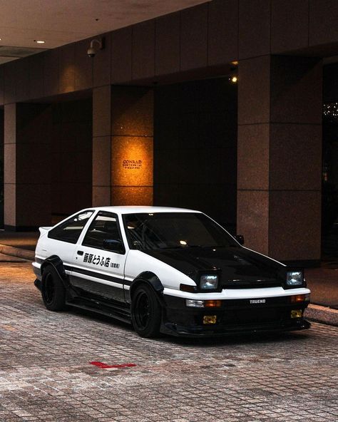 Toyota Trueno, Corolla Ae86, Toyota Ae86, Jdm Wallpaper, Japanese Domestic Market, Pimped Out Cars, Best Jdm Cars, Pagani Huayra, Initial D