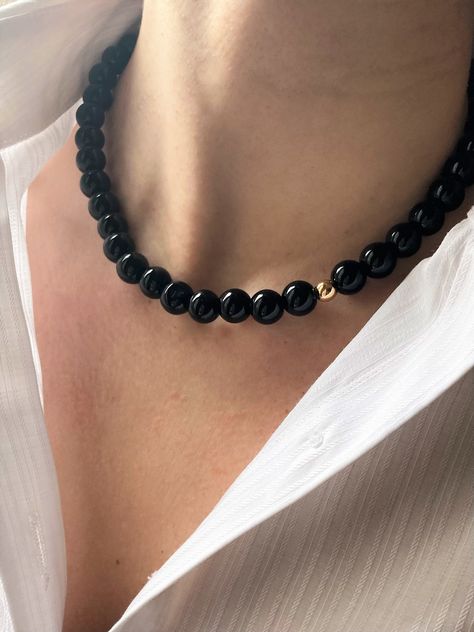 ★ Onyx ★ Adjustable bead Chain (16-17 inches) ★ Bead Necklace ★ Gold pladet Black Onyx Necklace, Onyx Jewelry, Onyx Necklace, Beaded Jewellery, Bead Chain, Necklace Black, Jewelry Inspo, Beaded Chain, Bead Necklace