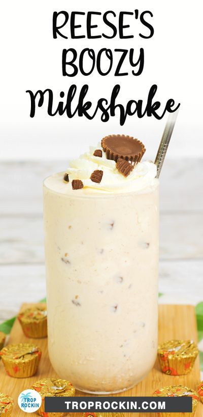 Delicious Boozy Milkshake! This chocolate peanut butter adult milkshake is the best after dinner drink dessert cocktail. Made with chocolate liqueur and whiskey along with lots of yummy Reese's peanut butter flavors. Cheers to boozy milkshakes! Alcohol Milkshake Recipe, Peanut Butter Whiskey Milkshake, Adult Milkshake Recipes, Spiked Milkshake Recipes, Alcoholic Milkshake Recipe, Creamy Mixed Drinks, Peanut Butter Alcoholic Drinks, Alcoholic Shakes, Boozy Milkshake Recipes