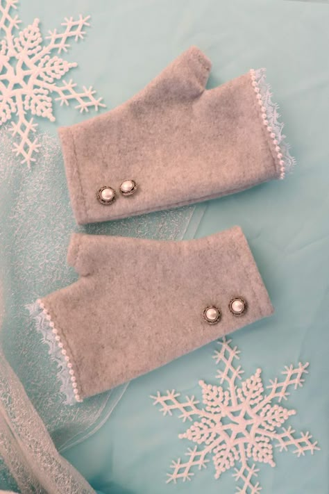 Winter Sewing Ideas, Diy Winter Hat, Diy Mittens, Manset Lengan, Winter Sewing Projects, Diy Sy, Winter Sewing, Sewing Fleece, Winter Mittens