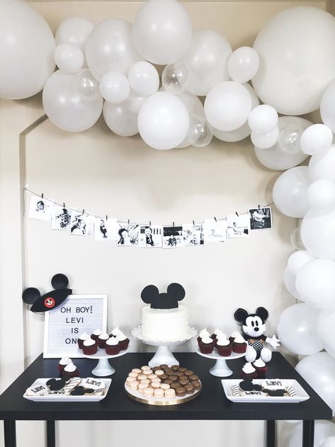 One Mickey Mouse Birthday, Mickey Mouse Birthday Simple, Modern Disney Birthday Party, Simple Mickey Mouse Party, Mickey 1st Birthday Cake, Minimalist Mickey Mouse Birthday, Modern Mickey Mouse Birthday Cake, Mickey Mouse Birthday Modern, Modern Mickey Birthday Party