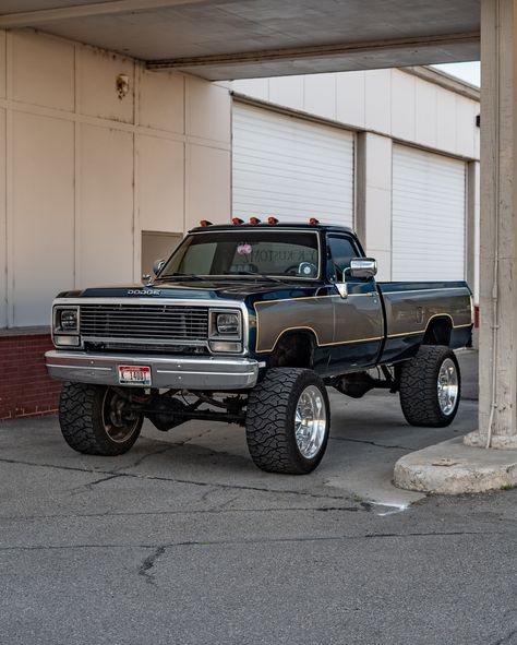 @project_koko_ took some badass pictures of my truck and I. Go hit him up for all your vehicle photography needs, these are SO good! #crazykkustomz #firstgen #dodge #firstgenfriday First Gen Dodge Cummins, First Gen Cummins, First Gen Dodge, Vehicle Photography, 1st Gen Cummins, Badass Pictures, Lifted Dodge, Old Dodge Trucks, Country Trucks