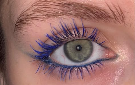 Different Color Mascara, Make Up With Blue Mascara, Blue Mascara Looks Blue Eyes, Makeup With Blue Mascara, Blue Mascara Blue Eyes, Colored Mascara Looks, Blue Eyeliner Makeup Looks, Blue Mascara Looks, Blue Mascara Makeup