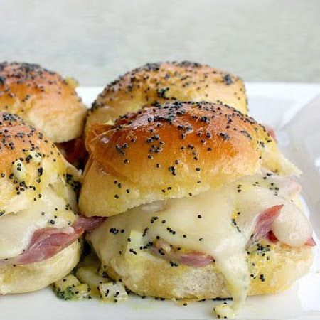 March 2013: Made these to go with Easter Dinner..were a huge hit!! Baked Ham & Cheese Sandwiches Recipe | Key Ingredient Lunchbox Inspiration, Ham And Swiss Sliders, Ham Rolls, Ham Cheese Sliders, Sliders Recipes, Ham And Cheese Sliders, Ham And Swiss, Roast Beef Sandwich, Cheese Sliders