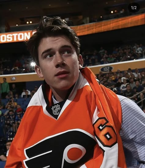 carter hart 2016 draft Carter Hart, Romance Characters, Hockey Girlfriend, Philadelphia Flyers Hockey, Hockey Romance, Animals Quotes, Flyers Hockey, Jack Hughes, Canadian Boys