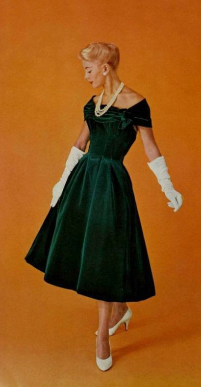 1956 Balmain | vintage 50s dress | 1950s green velvet evening gown Green Vintage Dress 1950s, Green Velvet Vintage Dress, Vintage Green Dress 1950s Style, 1950 Evening Gowns, 1950s Green Dress, 50s Evening Dress, Vintage Evening Gowns 1950s, 1950s High Fashion, 1950s Party Dress