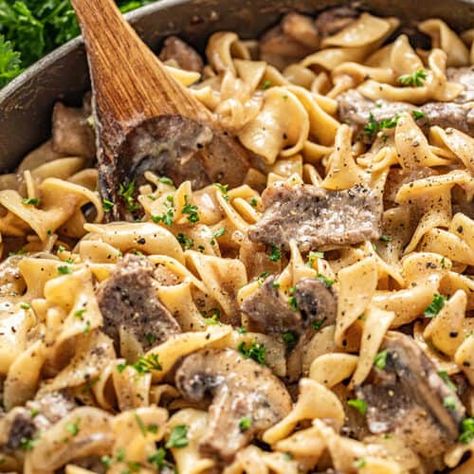 Pasta With Meat, Best Beef Stroganoff, Beef Stroganoff Crockpot, The Stay At Home Chef, Beef Stroganoff Recipe, Beef Stroganoff Easy, Stay At Home Chef, Stroganoff Recipe, Beef And Noodles