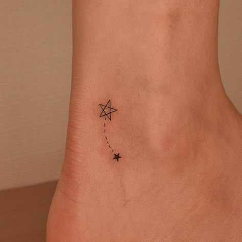 Delicate Star Tattoos For Women, Small Tattoos On Leg, Star Tattoo Ankle, Star Tatoos Woman, Family Star Tattoo, Star Tattoo Designs For Women, Greek Minimalist Tattoo, Ankle Star Tattoo, Star Wrist Tattoos For Women