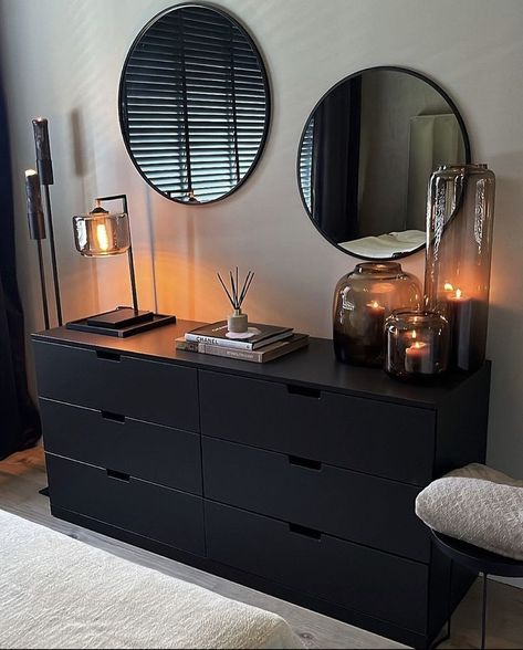 Black Bedroom Decor, Apartment Decorating Living, Apartment Living Room Design, Future Apartment Decor, Dark Home Decor, Apartment Decor Inspiration, Room Makeover Bedroom, Future Apartment, Master Bedrooms Decor