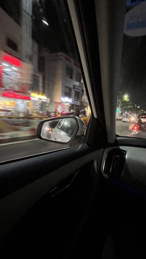 Car Outside View Aesthetic, Cars Pics Aesthetic, Night Car Drive Photo, Sky Pictures In Car, Night Car Aesthetic Pics, Night Car Rides Snap, Night Out Car Snapchat, Fake Cars Snap, Aesthetic Picture For Insta Story