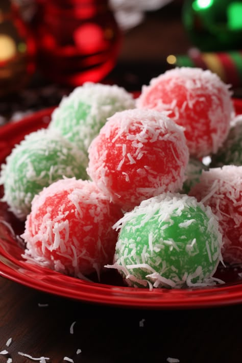 Moms Christmas Jello Balls Recipe, Alambre Recipe, Christmas Jello Balls, Jello Balls, Quick Holiday Treats, Jello Cookies, Recipes Vietnamese, Gluten Free Food List, Jello Flavors