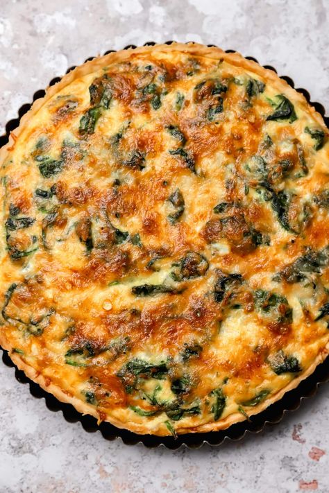 Cheesy Quiche Florentine with Spinach and Gruyere - Well Seasoned Studio Quiche Florentine Recipe, Cheesy Quiche, Gruyere Quiche, Quiche Florentine, Gluten Free Quiche, Quiche Tarts, Spinach Quiche Recipes, Florentines Recipe, Tart Dough