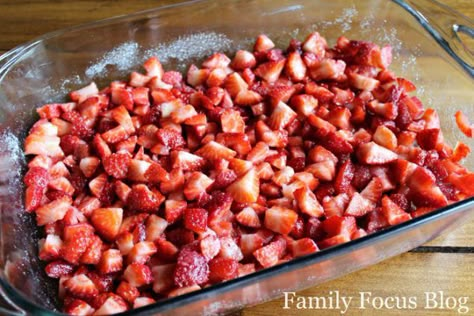 Fresh Strawberry Dump Cake Recipe | Family Focus Blog Dump Pie Recipes, Fresh Strawberry Desserts Easy, Strawberry Ideas Fresh, Fresh Strawberries Ideas, Less Sweet Desserts, Fresh Fruit Dump Cake Recipes, Strawberry Dump Cake 3 Ingredients, Dump Cake Recipes Strawberry, Strawberry Dump Cake Recipes With Fresh Strawberries