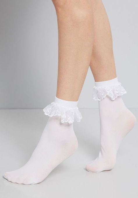 Just You and Eyelet Socks Bobby Socks, Frilly Socks, Sheer Socks, Stylish Socks, Lace Socks, Socks And Heels, Anne With An E, Dr Closet, White Socks