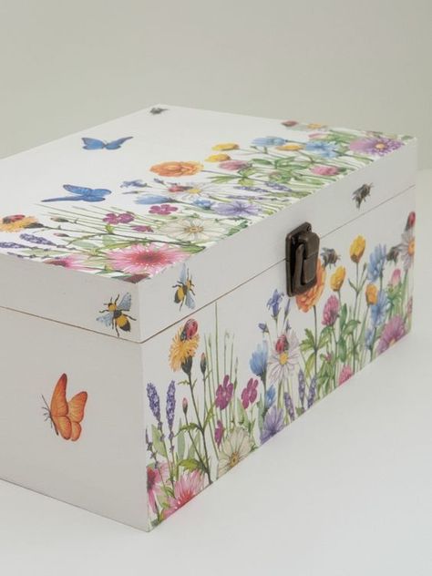 #giftguide #christmasgifts #anniversarygift #stickers #happybirthday #art #customisedgifts #giftidea #homemadegiftideas #homemade #handmadewithlove #gifts Gift Topper Ideas, Wooden Box Crafts, Box With Flowers, Beautiful Meadow, Hand Painted Wooden Box, Wooden Memory Box, Wrapping Paper Crafts, Painted Wooden Boxes, Decoupage Box