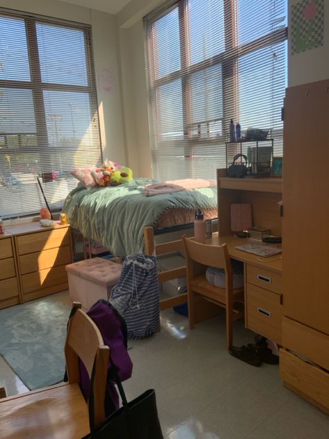 Double As A Single Dorm Room, Mit University Dorms, Ucsd Dorm Room Ideas, Uc Davis Dorm, Columbia University Dorm, Ucsd Dorm, Single Dorm Room, Dorm Layout, Small Dorm Room