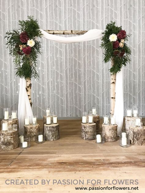 Birch Wedding Arch, Winter Wedding Arch, Photowall Ideas, Birch Wedding, Coin Photo, Wedding Arch Rustic, Rustic Wedding Decorations, Rustic Wedding Ceremony, Modern Wedding Flowers