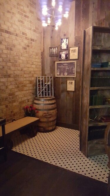 Secret entrance to a speakeasy. Love the bookcase door entrance and the industrial feel Speakeasy Entrance Doors, Speakeasy Entrance Ideas, Basement Bar Lounge, Speakeasy Entrance, Screenplay Ideas, Speakeasy Design, Speakeasy Ideas, Speakeasy Lounge, 1920s Prohibition