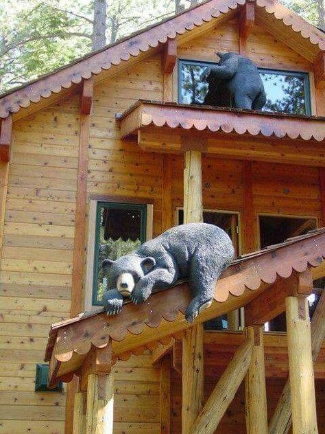 Just bears hanging out!!  Love these! Log Cabin Living, Log Cabin Ideas, Bear Statue, Log Cabin Decor, Bear Carving, Cabin Living, Bear Decor, Log Cabin Homes, Log Home