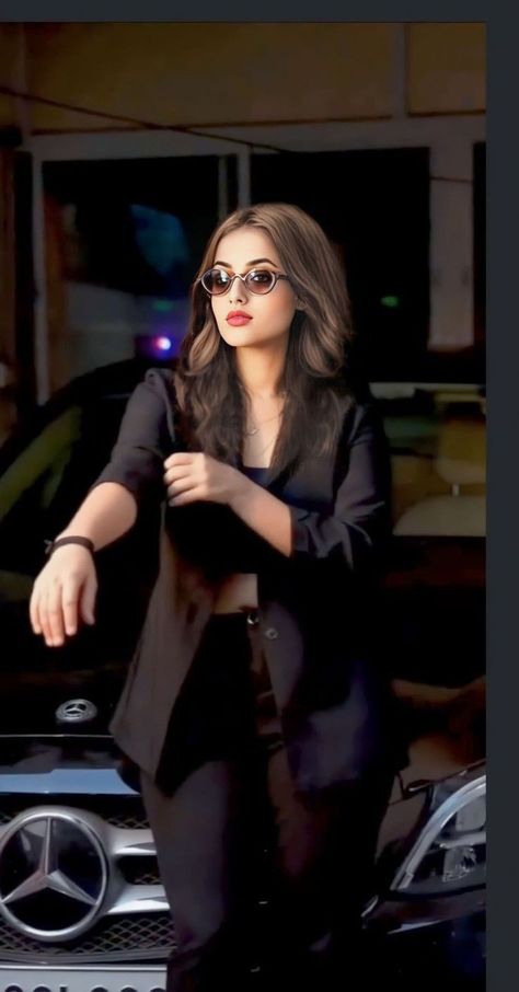 Gril Dp Cute, Dp Gril New, Dp Girls Stylish, Black Dp Girl, Girl Attitude Dp, Attitude Queen Dp, Attitude Dp Girl, Black Dress Dp, Boys Dpz Stylish Attitude