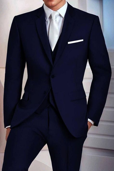 Mens Navy Suit, Terno Slim, A Man In A Suit, Dark Blue Suit, Stylish Mens Suits, Man In A Suit, Blue Suit Men, Blue Suit Wedding, Wedding Suits Groom