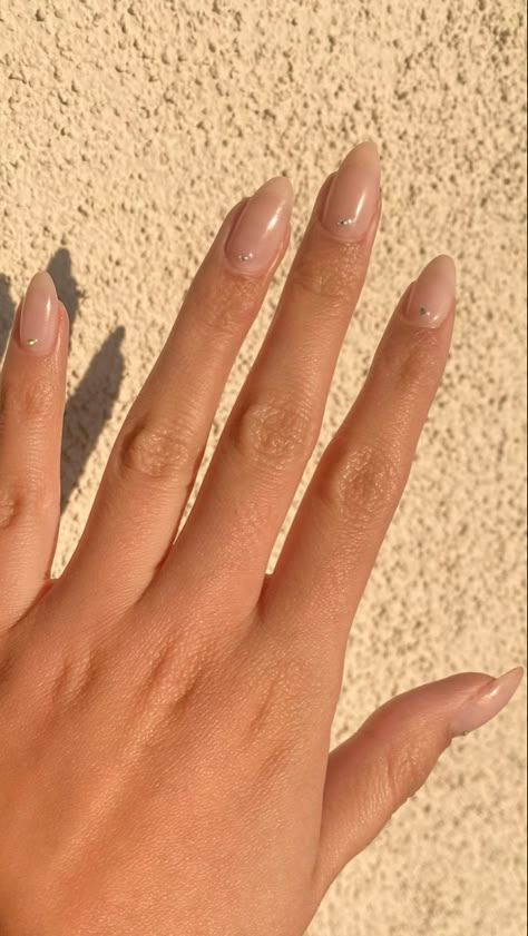 Plain Nails With Simple Design, Nails W Rhinestones Simple, Natural Nails With Jewels, Nails Simple With Diamond, Nails With Small Jewels, Nail With Diamonds Simple, Jewel Nails Simple, Dainty Neutral Nails, Minimalist Gem Nails