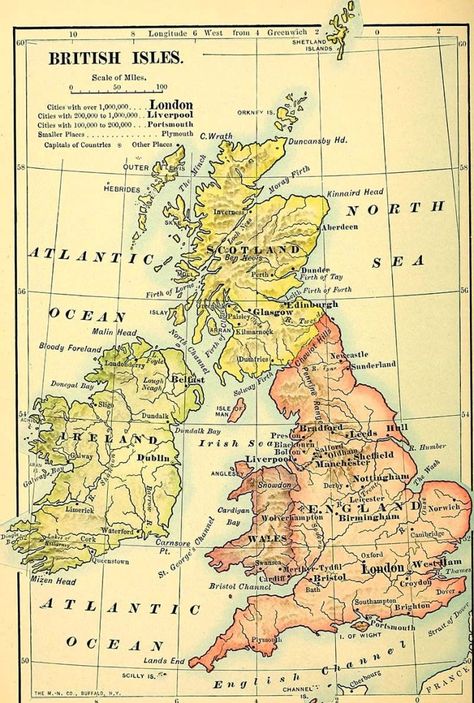 A simple map of the British Isles in a large format free to download along with many other maps of Britain. Uk Map Aesthetic, Biblical Maps, Britain Map, British Isles Map, Genealogy Map, Shipping Forecast, Map Of Great Britain, German Map, Maps Aesthetic