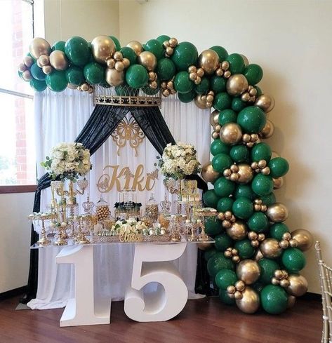 Quince Theme Ideas, Emerald Green Quinceanera Theme, Enchanted Forest Quinceanera Theme, Quince Centerpieces, Green Quinceanera Theme, Marquee Numbers, Quinceanera Theme, Quince Decor, Green Wedding Decorations