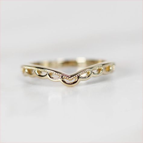 Curved Wisp Wedding Band, Lace Wedding Band, Cast Jewelry, Contour Ring, V Ring, 14k Gold Wedding Ring, Contour Wedding Band, Art Deco Wedding Band, Future Engagement Rings