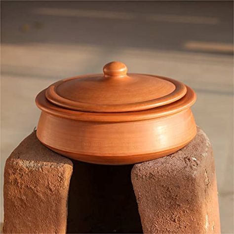 Swadeshi Blessings HandMade Exclusive Range Unglazed Clay Handi/Earthen Kadai/Clay Pot For Cooking & Serving with Lid, 2.8Liters (With Natural White Firing Shade & Mirror Shine) + PALM LEAF STAND Clay Cooking Pot, Handmade Clay Pots, Terracotta Bowl, Wood Ash, Organic Wood, Cooking Pot, Potters Wheel, Clay Pot, Rajasthan India