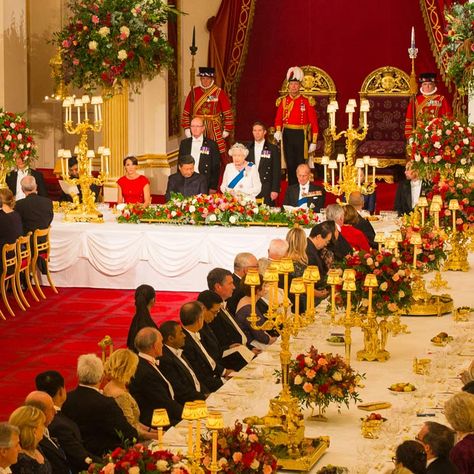 Royal Lodge Windsor, Dinner Board, New York Townhouse, Royal Lodge, State Dinner, Royal Party, Marie Chantal, Prince Charles And Camilla, Prince William And Kate Middleton