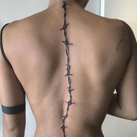 Barbed Wire Tattoo, Wire Tattoo, Barbed Wire Tattoos, Cowgirl Tattoos, Tatuagem Masculina Pequena, Cowboy Tattoos, Chain Tattoo, Tattoos Infinity, Tattoos Mandala