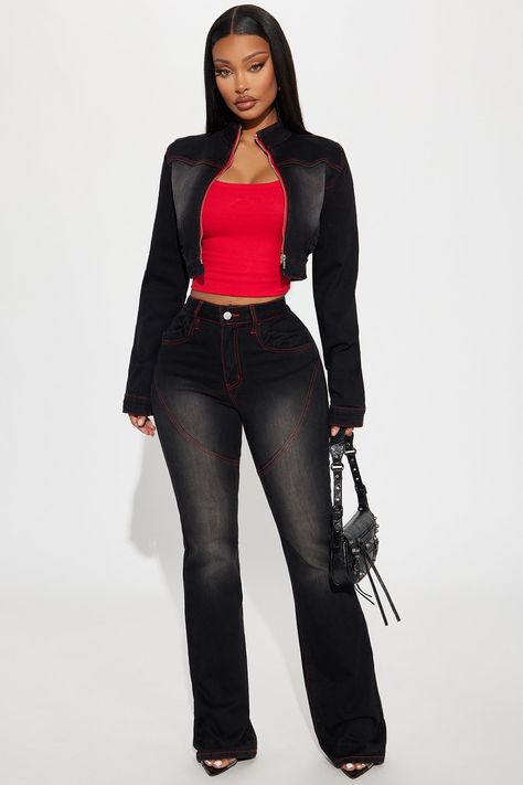 Super Cropped Denim Jacket, Black Crop Top Outfit Ideas, Cute Black Outfits For Going Out, Fashion Nova Outfits Black Women, Baddie On A Budget Outfits, Jeans Birthday Outfit, Jean Jacket Outfits Black Women, Jean Outfit Black Women, Fashion Nova Outfits Ideas