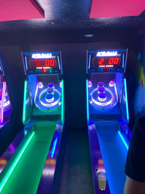 Ski Ball Machine, Old School Arcade, Ski Ball, Entertainment Building, Redondo Beach Pier, Dr Aesthetic, Skee Ball, Beach Pier, Foose