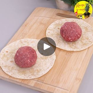 Recipe Using Tortillas, Make Tortillas, Slice Of Cheese, Pain Pita, Hamburger Meat Recipes, Mince Recipes, Meat Dinners, Tortilla Recipe, Quick Appetizers