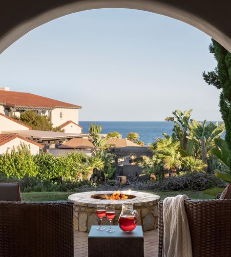 Your dream coastal retreat is just a click away 🌴 Gourmet dining, rejuvenating spa experiences and outdoor adventures await at Terranea Resort. Tap the link in our bio to explore more! 🧖‍♀️ #TerraneaResort #CoastalGetaway #LimitedOffer #lastaycation #socal #socalgetaway #whalewatching #golfcourse Terranea Resort, Coastal Retreat, March 19, Spa Experience, Whale Watching, Adventure Awaits, Outdoor Adventures, Outdoors Adventure, Monaco