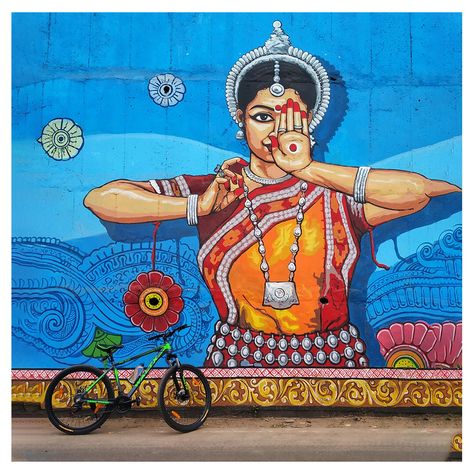 Where walls speak the opulence of tradition, where mudras narrate the craft of culture, and where expressions echo the love for arts, there comes the mesmerizing artform called Odissi! This wall graffiti in the heart of Cuttack in Odisha beautifully transports you to the roots of this place. Next time when you are here, do not forget snapping a picture perfect moment here! PC: Prayash Pradhan Odisha Art Painting, Odisha Culture Drawing, Odisha Painting, Indian Graffiti, Odisha Culture, Odisha Art, Hair Rendering, Fest Decor, Indian Culture And Tradition