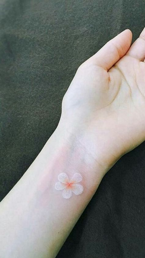 Small White Ink Tattoo, White Ink Tattoo Ideas, Ink Tattoo Ideas, Small Wave Tattoo, 42 Tattoo, Tattoo White, Sister Tattoo, Tattoo Minimalist, White Ink Tattoo