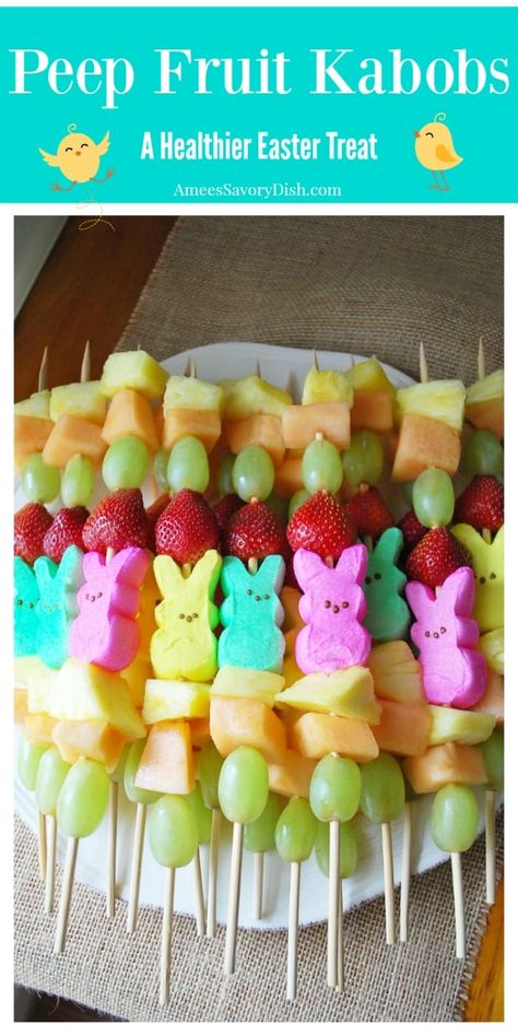 Peep Fruit Kebobs for Easter Healthy Easter Treats, Easter Fruit, Easter Party Food, Easter Appetizers, Easter Dishes, Healthy Easter, Easter Lunch, Easter Snacks, Easter Breakfast