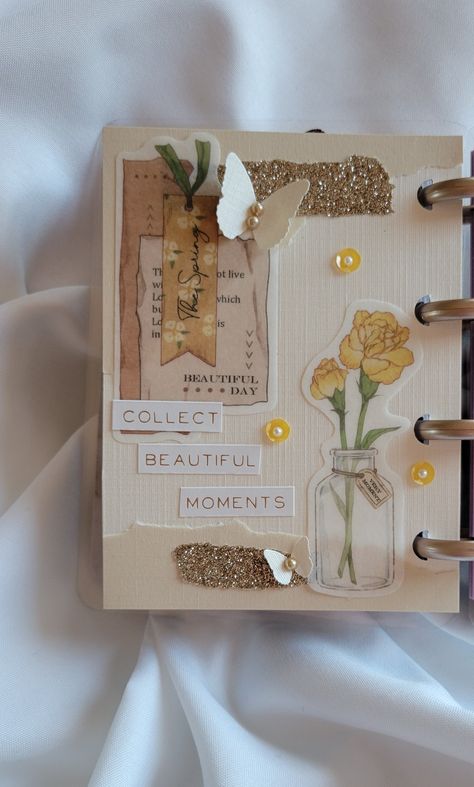 Aesthetic Photos For Journal, Cute Drawings For Scrapbook, How To Make Collages On Pinterest, Cute Diary Covers Aesthetic, Beautiful Journal Ideas, Flower Journal Aesthetic, Journal Ideas Diary, Vintage Journal Ideas Diy, Journal Book Ideas Creative