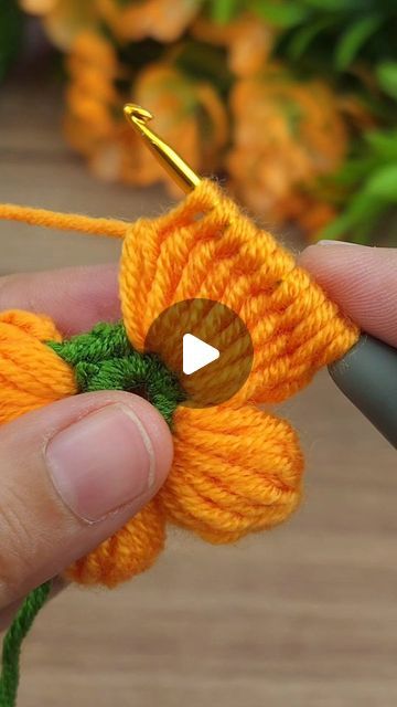 Free Patterns For Crochet Flowers, Crocheted Flower Patterns, Crocheting Flowers Easy, Crochet Flower Pattern Free Easy Simple, How To Crochet A Flower For Beginners, How To Make Crochet, Crochet Spring Ideas, How To Make Crochet Flowers, Crochet Flower Applique Free Pattern