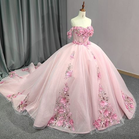 Norah (@wedding_evening_loveseason) • Instagram photos and videos Flower Ballgown, Pink Quinceanera Dress, Quinceanera Dresses Green, Dream Quinceanera, Red Quinceanera Dress, Xv Dresses, Champagne Quinceanera Dresses, Pink Quinceanera, White Quinceanera Dresses