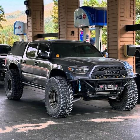 Hilux Gr Sport, Toyota Tacoma Lifted, Toyota Tacoma Off Road, Ford Raptor Truck, 2023 Toyota Tacoma, Toyota Tacoma Mods, Tacoma Off Road, Toyota Offroad, 2012 Toyota Tacoma