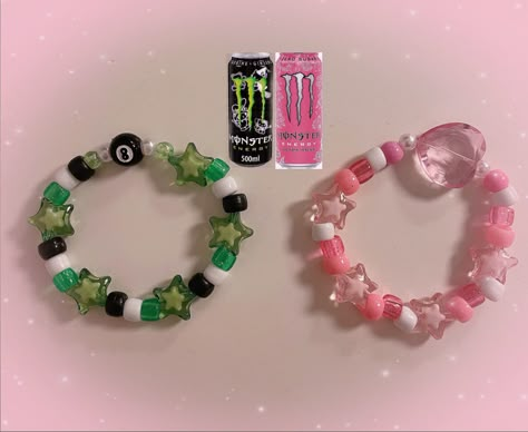 Cool Beaded Bracelets Ideas, Kandi Bracelets Couples, Monster Energy Jewelry, Easy Kandi Bracelets, Matching Pony Bead Bracelets, Kandi Bracelets Matching, Matching Kandi Bracelets For Friends, Matching Kandi Bracelet Ideas, Matching Kandi Bracelets For Couples