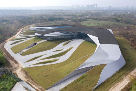 XiXian New Area Chongwen Jing River Eco-Restaurant and Hotel / Plsma Studio + PMA | ArchDaily Eco Restaurant, River Architecture, Building Foundation, Resort Architecture, Hotel Architecture, Green Roof, Hotels Design, Concept Architecture, Hiit Workout