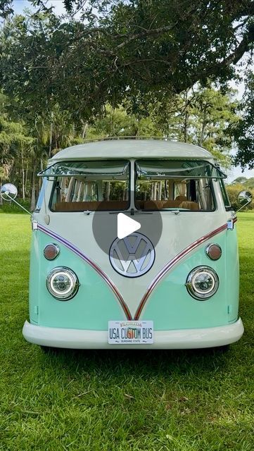 Volkswagen Bus Interior, Vintage Volkswagen Bus, Vw Bus Interior, Camper Van Life, Bus Interior, Vintage Vw Bus, Vintage Volkswagen, Stylish Interior, Vintage Vw