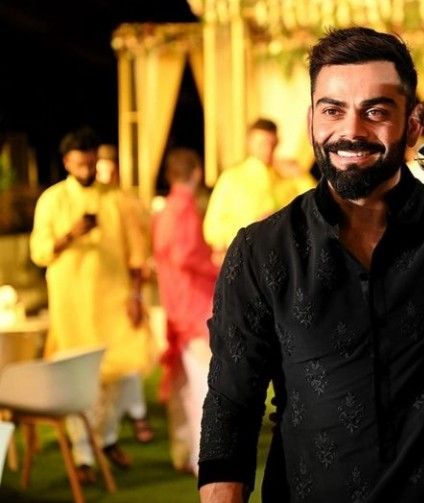 Virat Kohli Black Kurta, Virat Kohli Black, Kohli Photos, Kohli Wallpapers, Virat And Anushka, Virat Kohli Instagram, Black Kurta, King Kohli, Virat Kohli Wallpapers