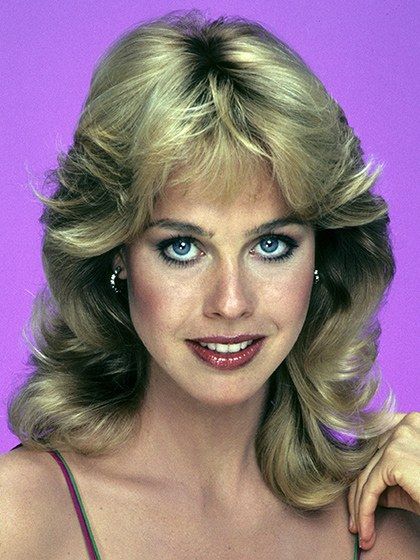 Parted down the middle with your bangs and short side layers curled back and frozen in place with hair spray, Farrah Fawcett made this look iconic. Then Jenilee Harrison of Three's Company adopted it, and everyone from your best friend to your third-grade English teacher was wearing it. 1980 Hairstyles, 80s Short Hair, 80s Hair Styles, 80 S Hairstyles, 80’s Hair, 80s Hairstyles, 80's Hairstyle, 1980s Hair, Pompadour Fade